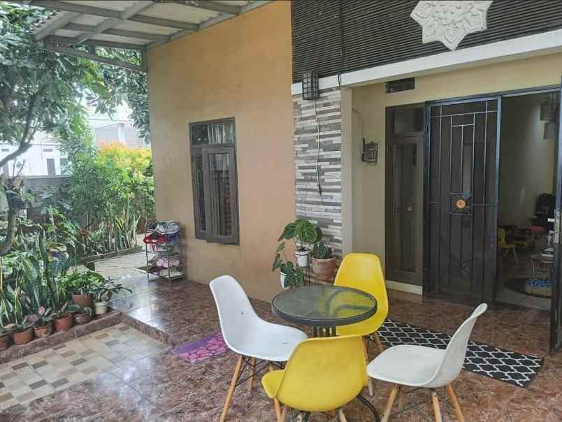 dijual rumah perumahan villa rizky ilhami
