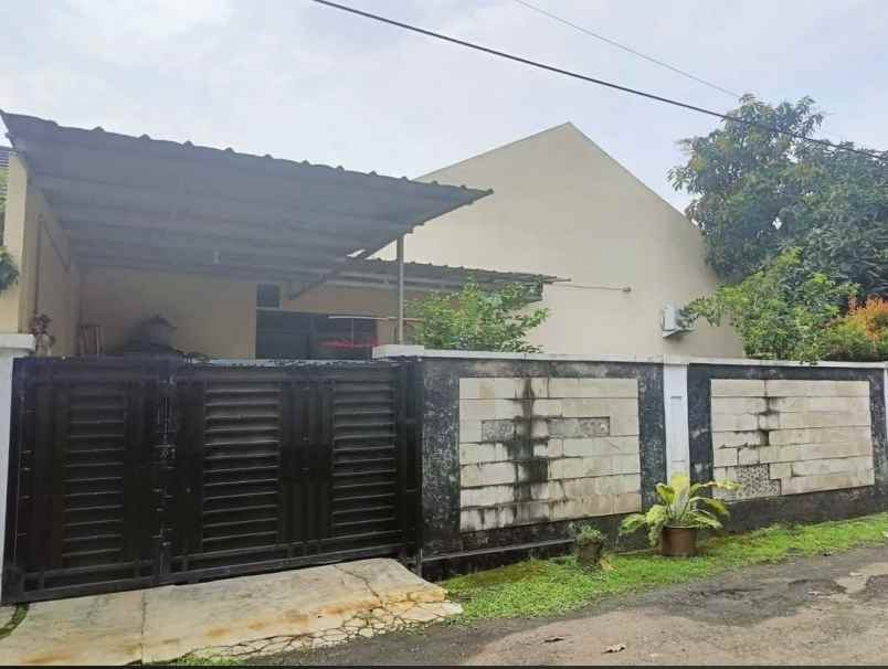 dijual rumah perumahan villa rizky ilhami