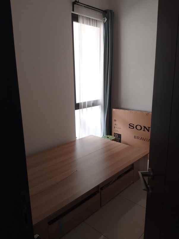 dijual rumah perumahan wisteria metland