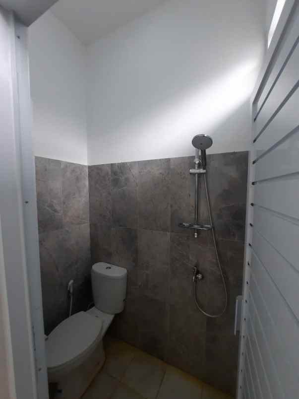 dijual rumah pondok aren tangerang selatan