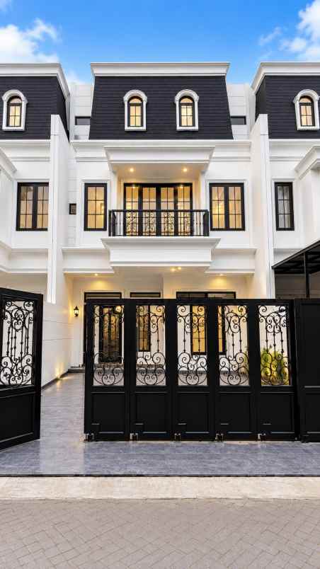 dijual rumah pondok bambu