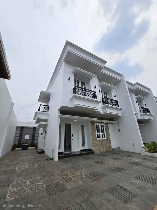 dijual rumah pondok bambu jakarta timur