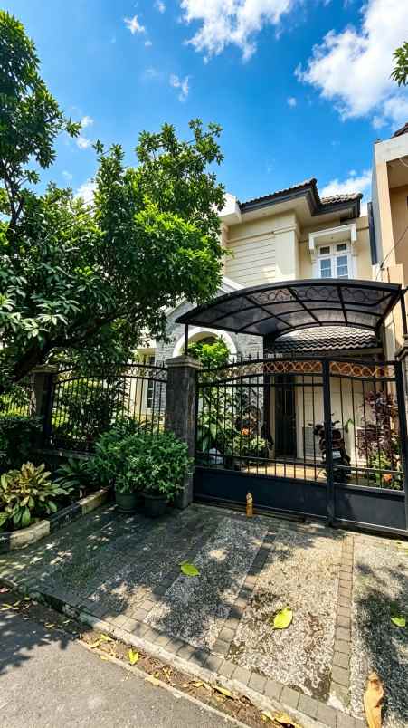 dijual rumah pondok indah