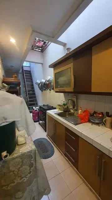 dijual rumah pondok indah