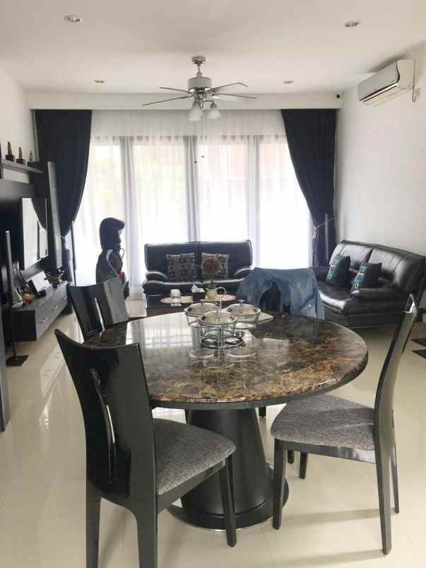 dijual rumah pondok labu jakarta selatan