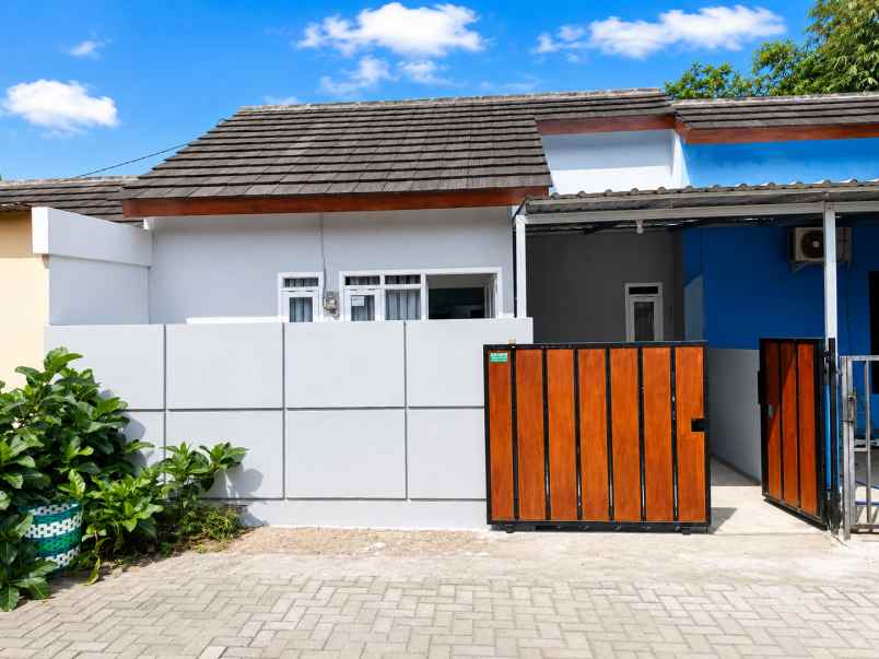 dijual rumah prambanan