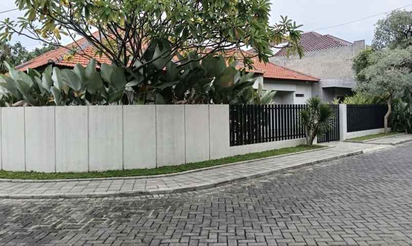 dijual rumah prapen