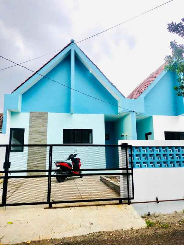 dijual rumah pratista antapani bandung