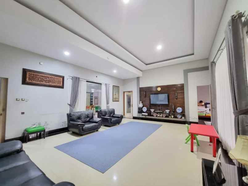 dijual rumah pringwulung