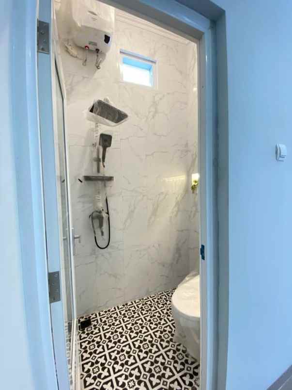 dijual rumah propelat