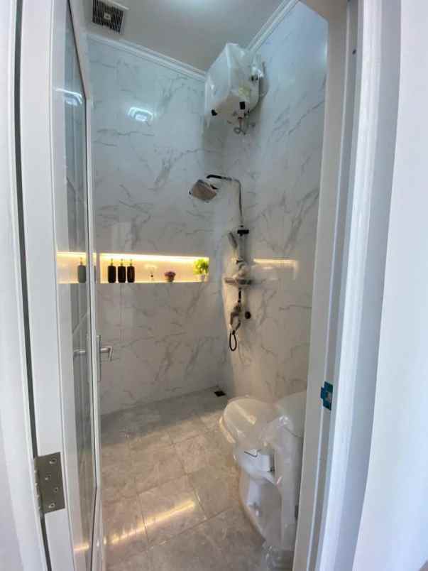 dijual rumah propelat