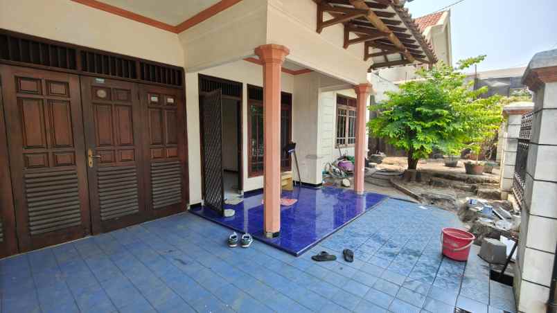 dijual rumah pucang indah sidoarjo