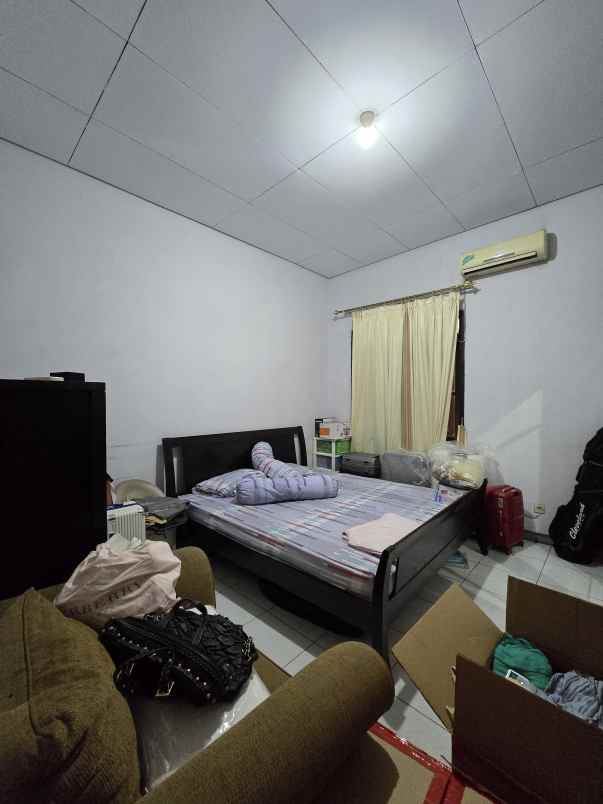 dijual rumah pulo asem rawamangun jaktim