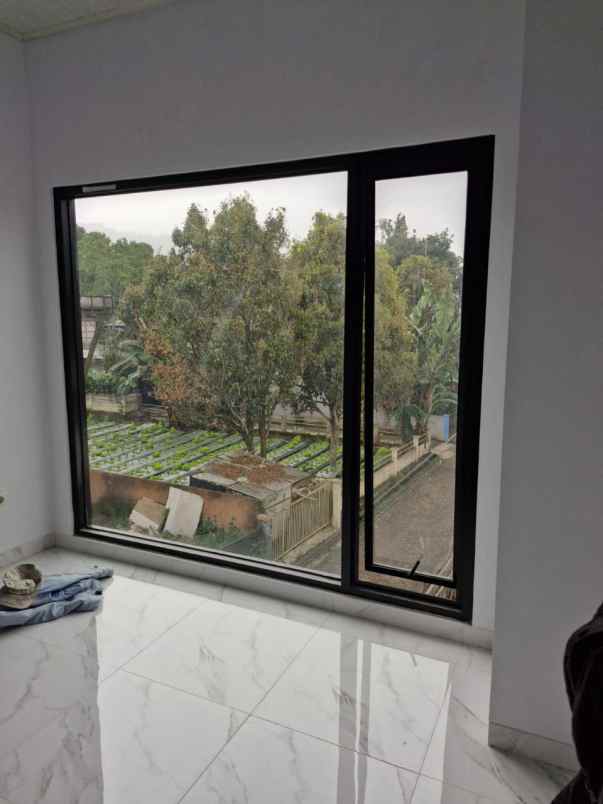 dijual rumah punclut