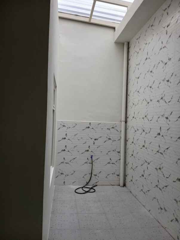 dijual rumah purimas regency