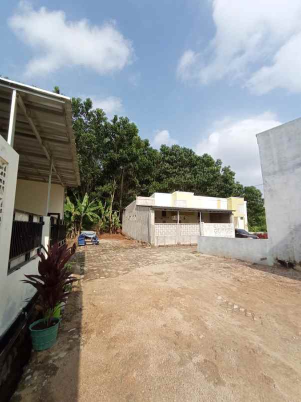 dijual rumah rajabasa