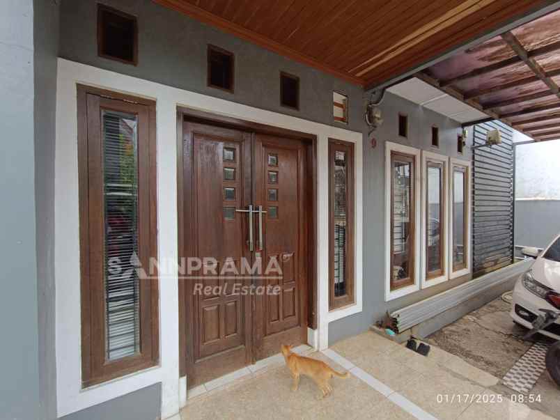 dijual rumah rangkapan jaya depok