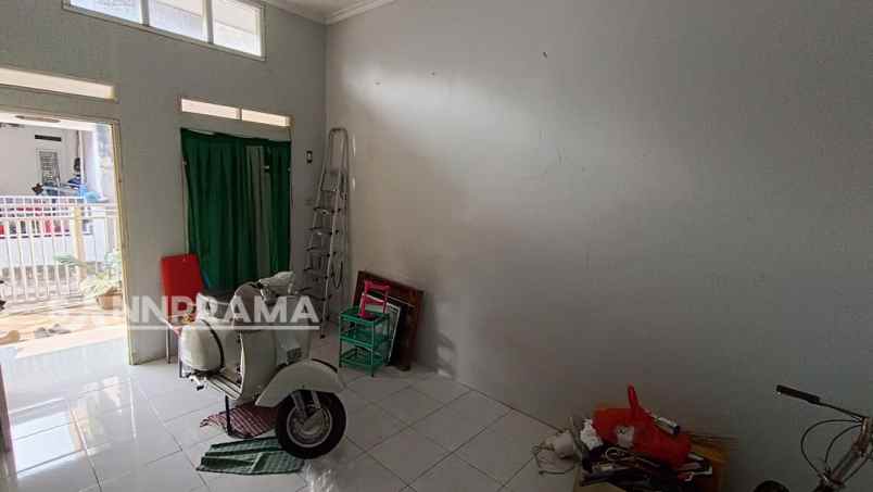 dijual rumah rangkapan jaya pancoran