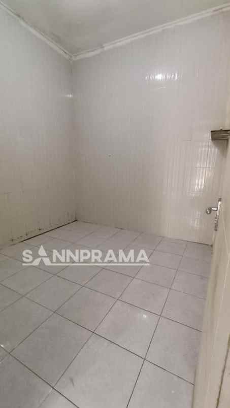 dijual rumah rangkapan jaya pancoran