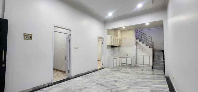 dijual rumah rapi siap huni di kota wisata cibubur