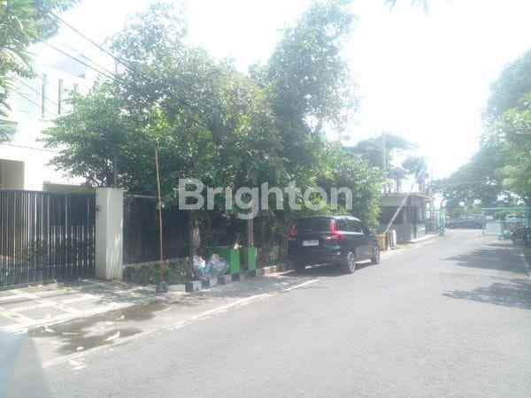 dijual rumah raya merr