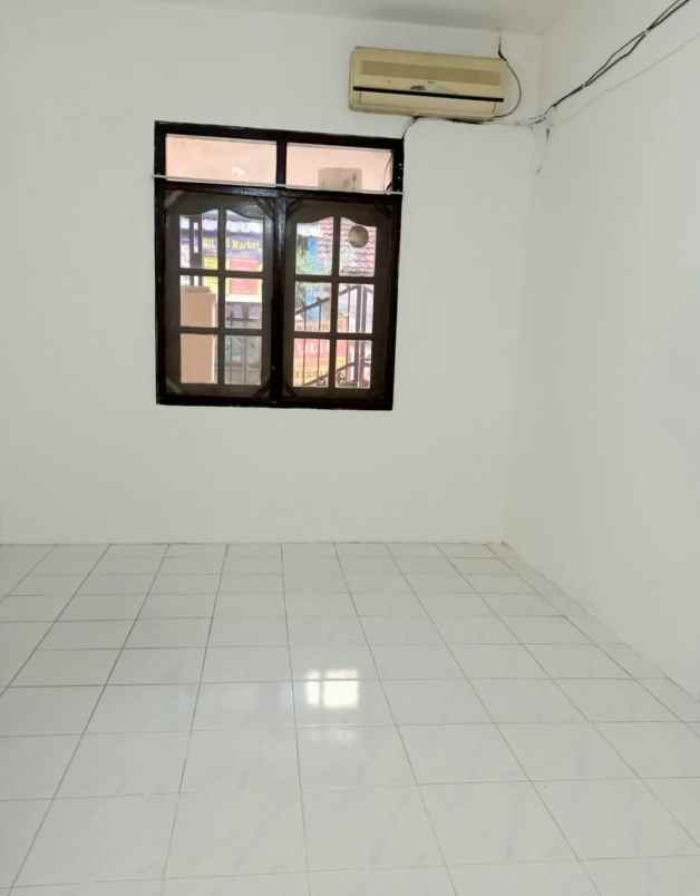 dijual rumah rewwin wedoro waru kab