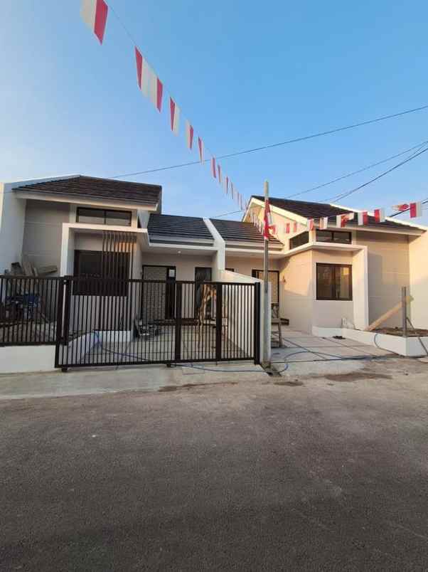 dijual rumah riung bandung