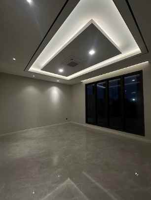 dijual rumah royal residence