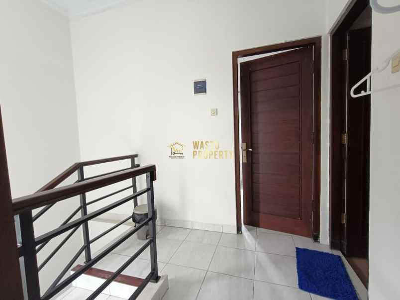 dijual rumah sariharjo kec ngaglik kab