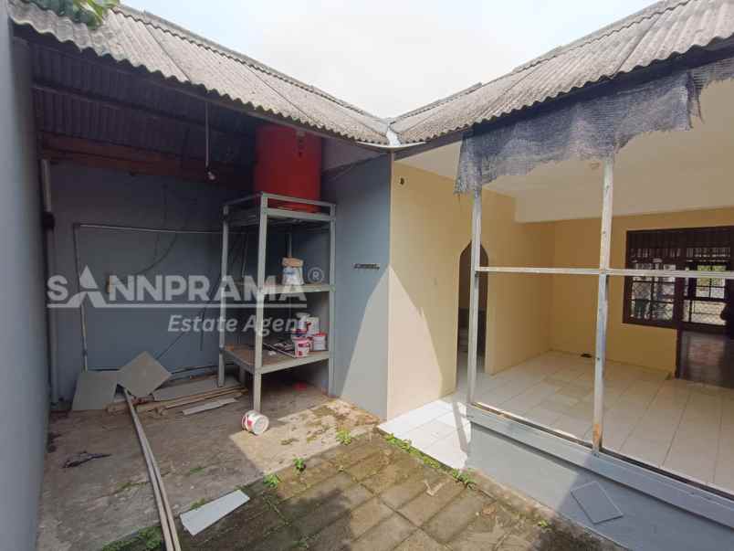dijual rumah sawangan