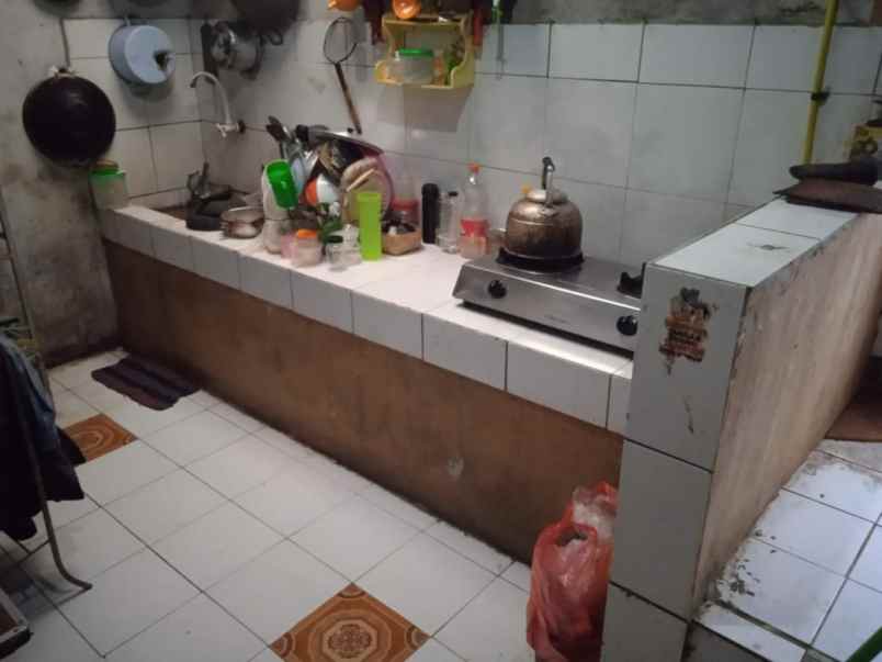 dijual rumah secondary luas 120m