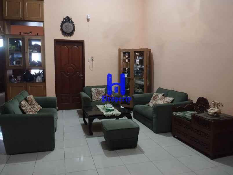 dijual rumah siap huni di jalan bunga tanjung xi medan