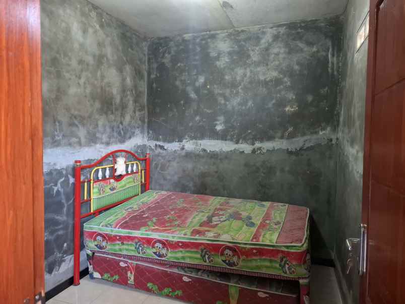 dijual rumah siap huni di perumahan istana tegal besar