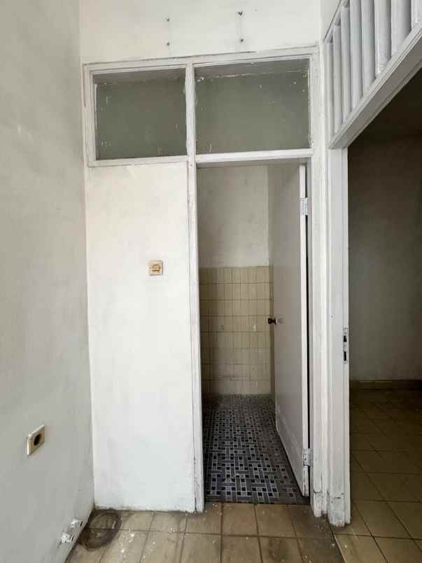 dijual rumah siap huni di taman gigi galaxy