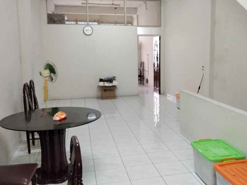 dijual rumah siap huni jalan flores medan