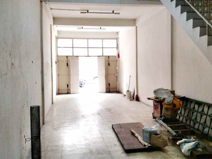 dijual rumah siap huni jalan flores medan