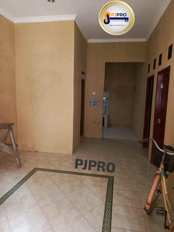 dijual rumah siap huni terawat sperti baru murah