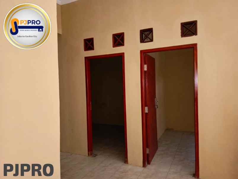 dijual rumah siap huni terawat sperti baru murah