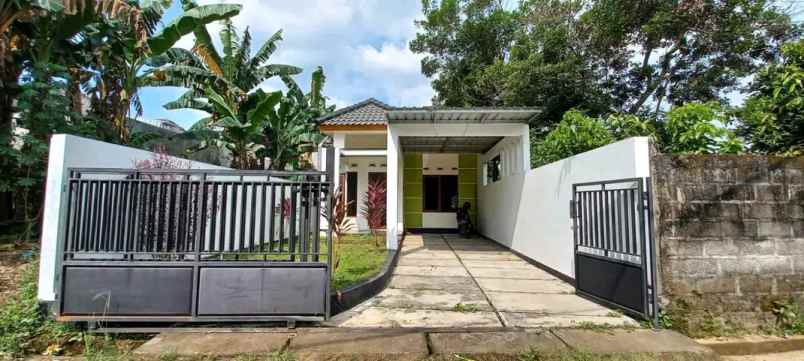 dijual rumah sleman barat