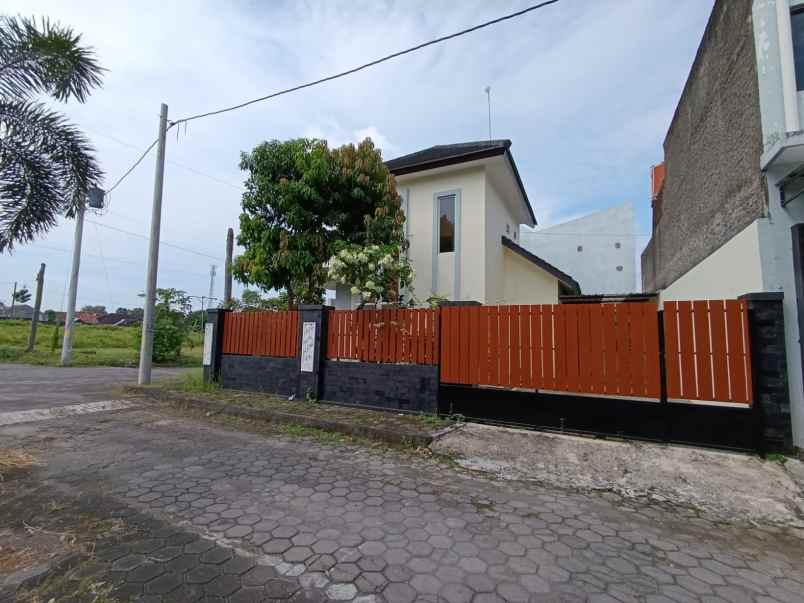 dijual rumah srago gumulan klaten