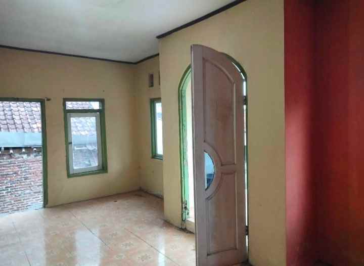dijual rumah strategis pinggir jalan raya desa