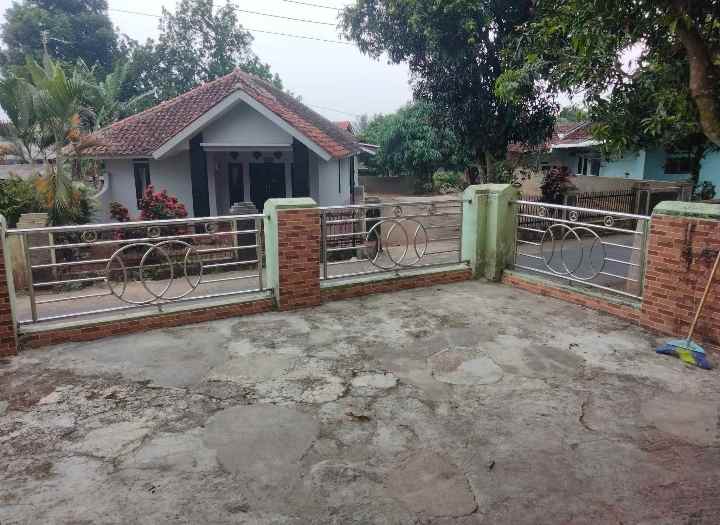 dijual rumah strategis pinggir jalan raya desa