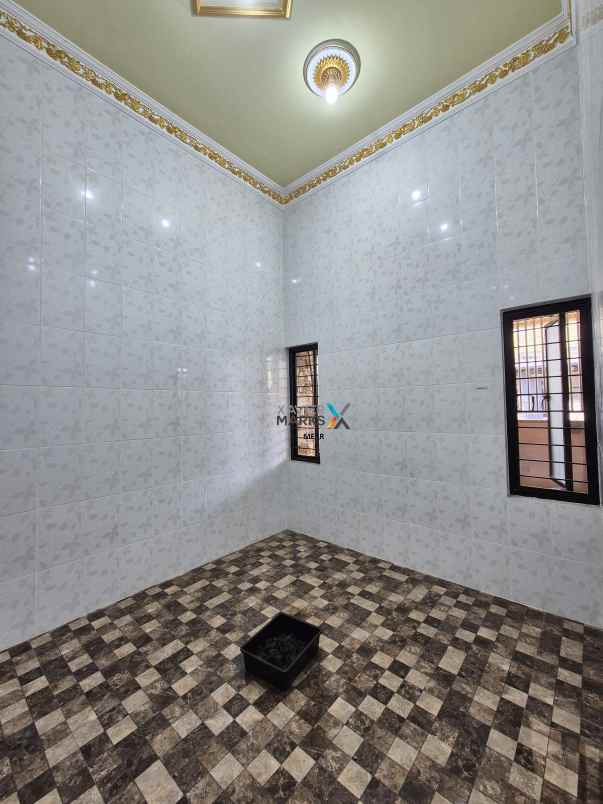 dijual rumah sukolilo dian regency 1