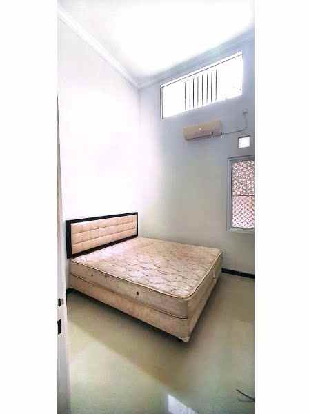 dijual rumah sukolilo dian regency 2