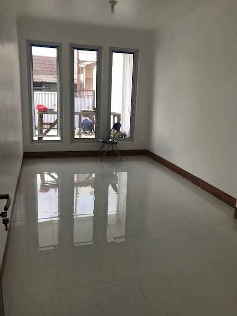 dijual rumah sumagung kelapa gading