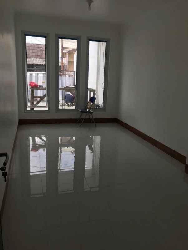 dijual rumah sumagung kelapa gading