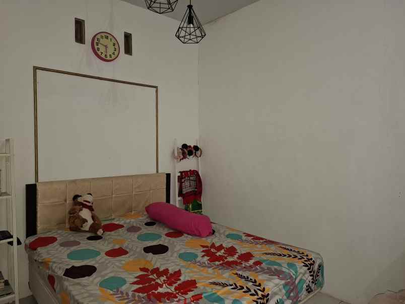 dijual rumah sumbersari