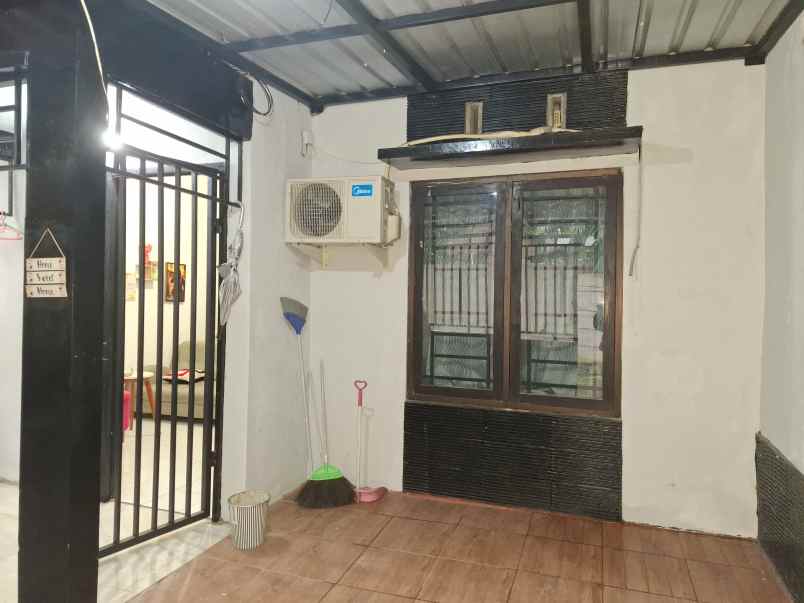dijual rumah sumbersari