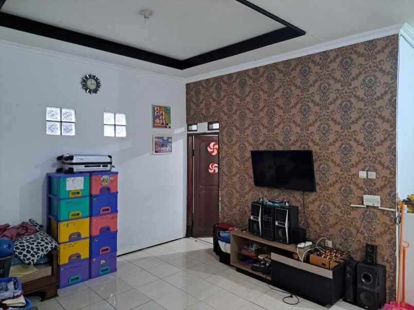 dijual rumah suryalaya buahbatu