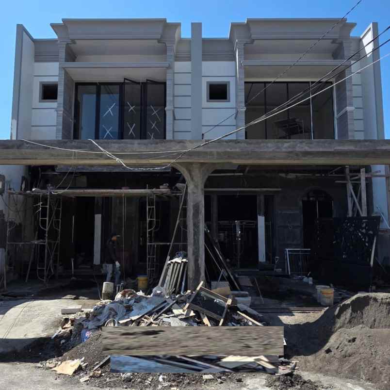 dijual rumah sutorejo